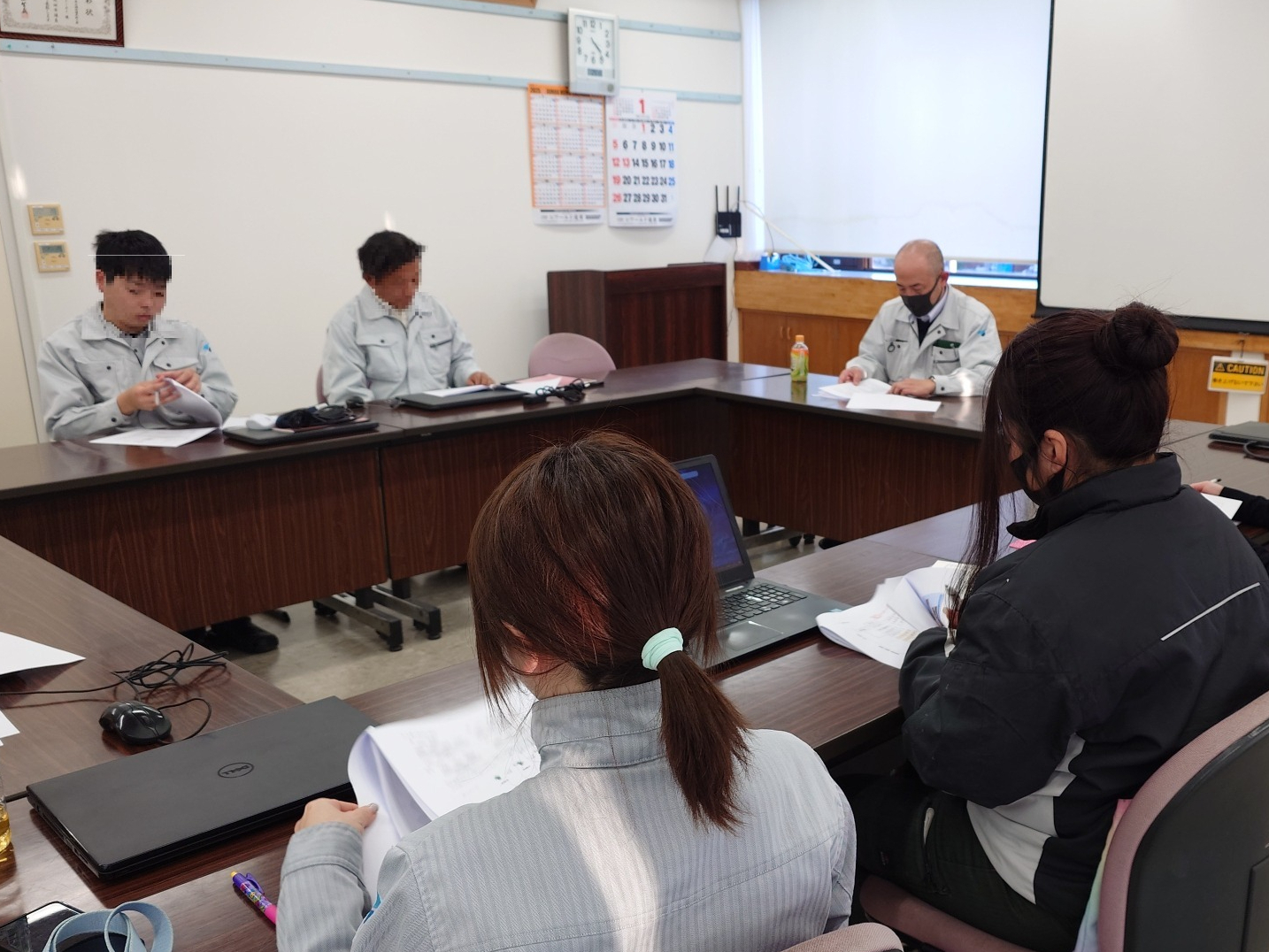 社会人としての見習い期間